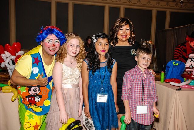 Children S Cancer Fund Gala Raises Over 820 000 For Pediatric Oncology Research And Treatment Children S Cancer Fund